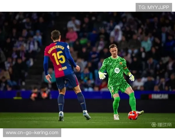 特尔施特根训练中再度受伤，巴萨门将租借吉罗纳交易生变